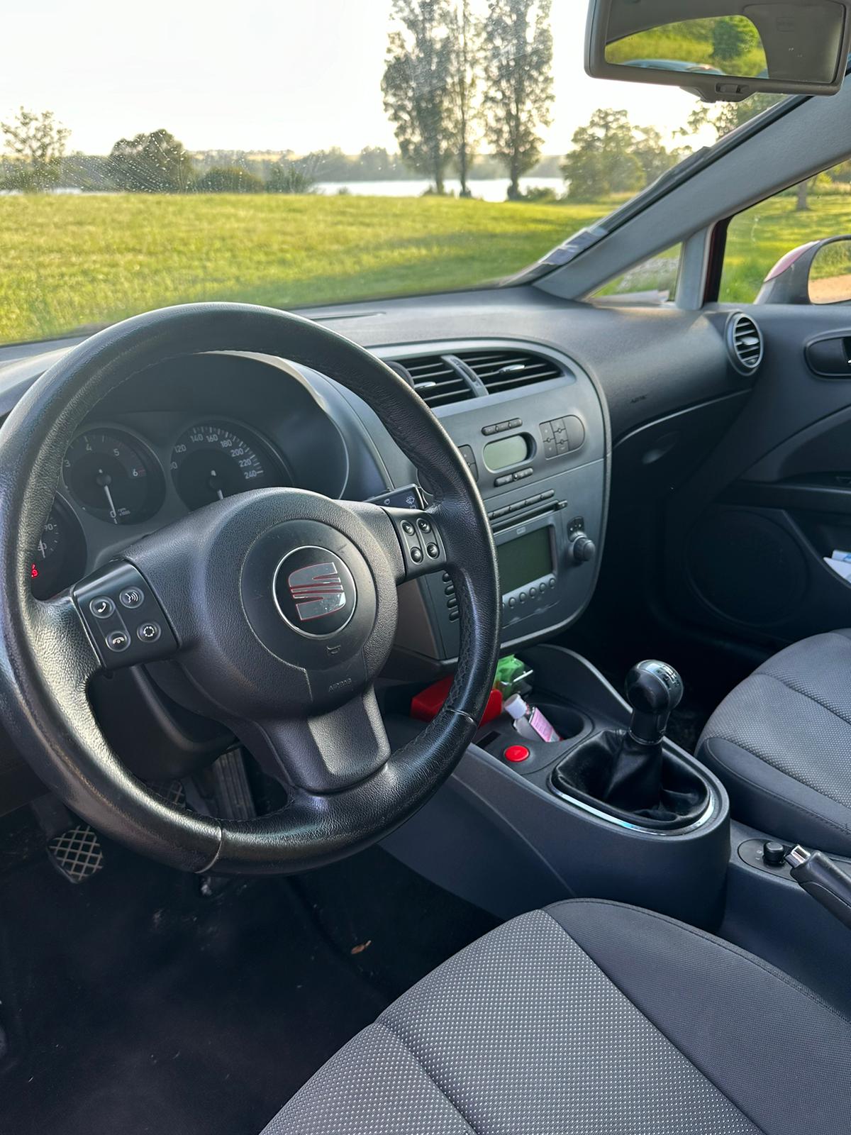 Seat Leon II 1.9 TDI 105 STYLANCE