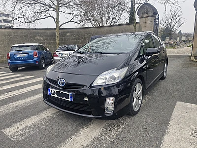 Toyota Prius 136H DYNAMIC 17" GARANTIE 12 MOIS