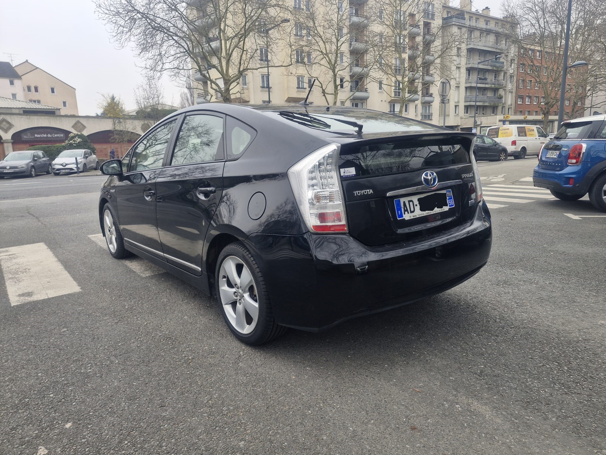 Toyota Prius 136H DYNAMIC 17" GARANTIE 12 MOIS