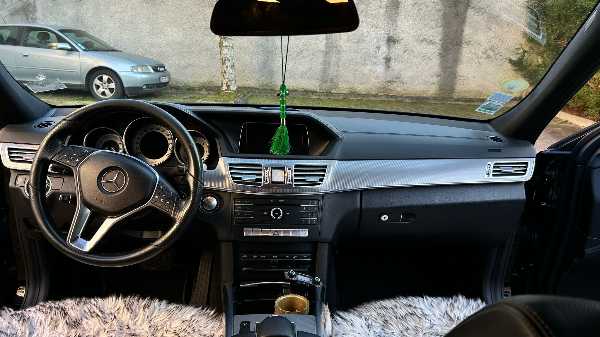 Mercedes-Benz Classe E IV (2) 220 BLUETEC BUSINESS EXECUTIVE 9G-TRONIC