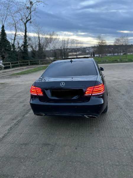 Mercedes-Benz Classe E IV (2) 220 BLUETEC BUSINESS EXECUTIVE 9G-TRONIC