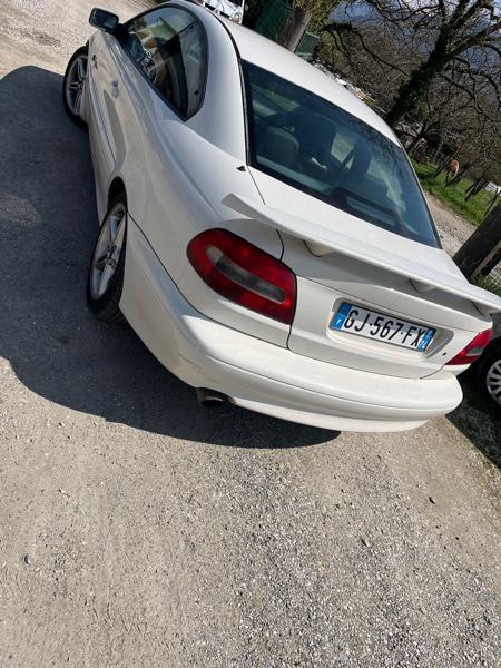 Volvo C70 T5 SUMMUM 16CV