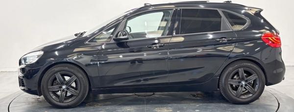 Bmw Serie 2 BMW SÉRIE 2 220D active tourer sport TOIT OUVRANT SUIVI BMW