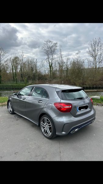 Mercedes-Benz Classe A IV 180 D AMG LINE 7G-DCT
