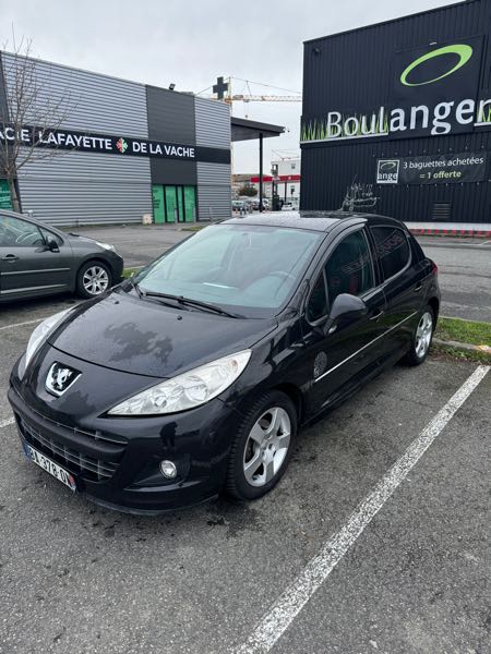 Peugeot 207 (2) 1.6 HDI 92 FAP SERIE 64 5P