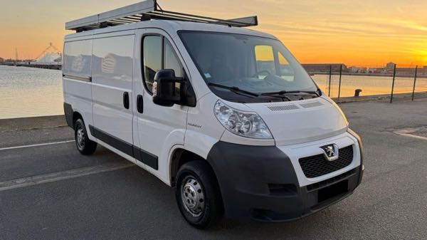 Peugeot Boxer II CONFORT TOLE 330 L1H1 HDI 100