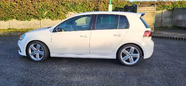 Volkswagen Golf VI R 2.0 TSI 270 DSG6 5P
