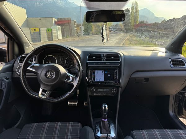 Volkswagen Polo V (2) 1.4 TSI 180 GTI DSG7 3P