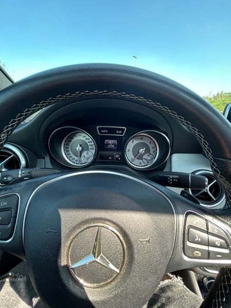 Mercedes-Benz Cla (2) 180 D SENSATION 7G-DCT
