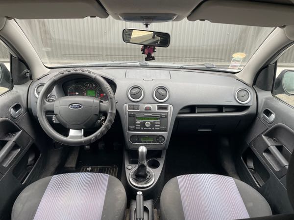 Ford Fusion FORD FUSION 1.4 TDCI 70 cv TREND CT OK AUCUN FRAIS À PRÉVOIR