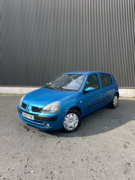 Renault Clio CLIO 2 PHASE 2 1.4 i 75 cv CT OK
