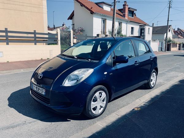 Toyota Yaris III (3) 90 D-4D ACTIVE 5P