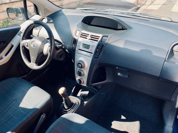 Toyota Yaris III (3) 90 D-4D ACTIVE 5P