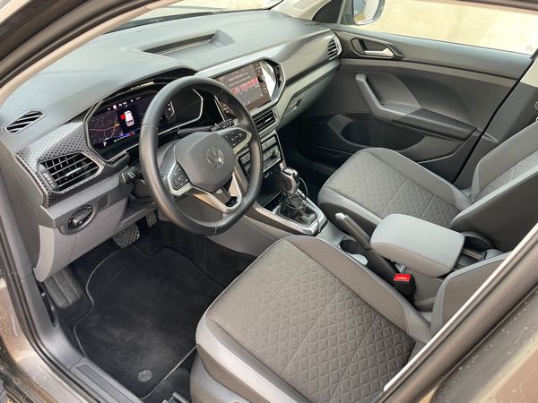 Volkswagen T-cross 1.0 TSI 110 CARAT DSG