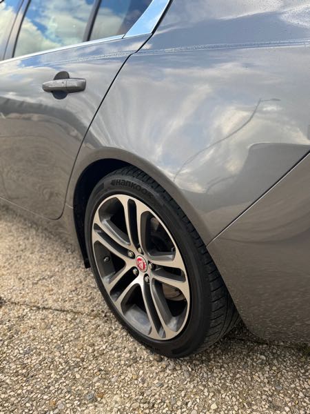 Jaguar Xe 2.0D 180 9CV PRESTIGE AUTO