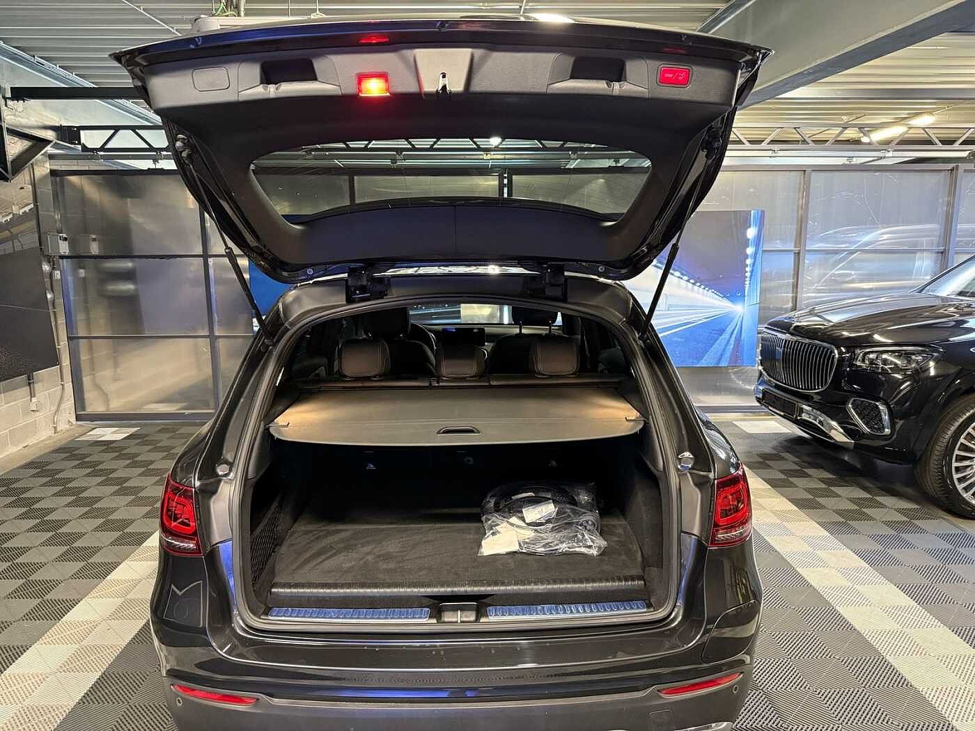 Mercedes-Benz GLC 300  e 4MATIC