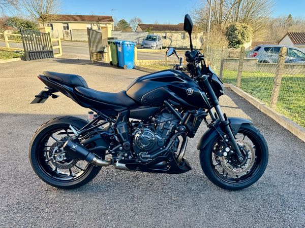 YAMAHA MT 07 ABS