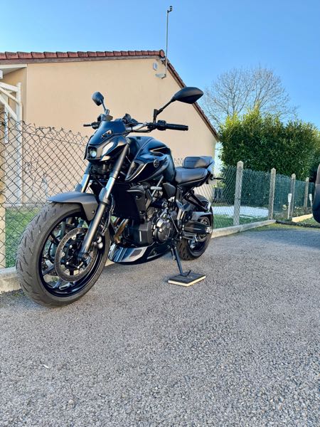 YAMAHA MT 07 ABS