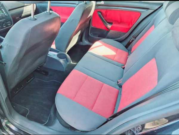 Volkswagen Golf V 1.9 TDI 90 TREND 5P
