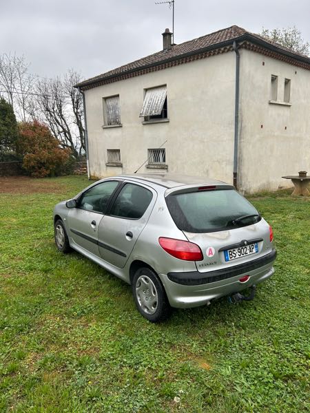 Peugeot 206 1.4 XT 5p 5CV