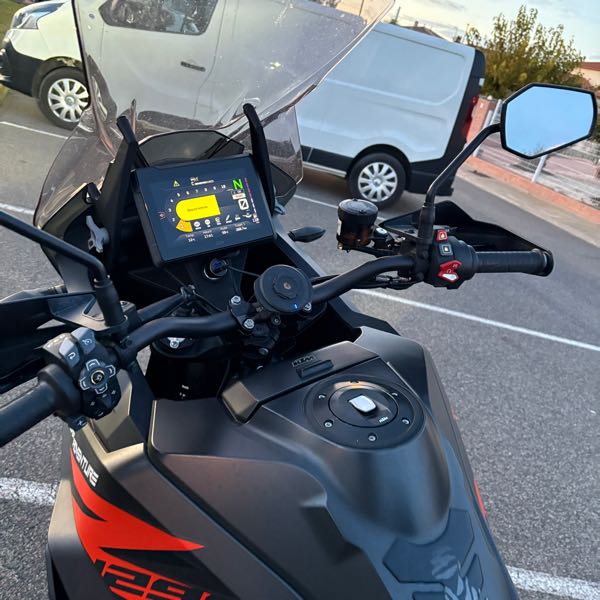 KTM ADVENTURE S