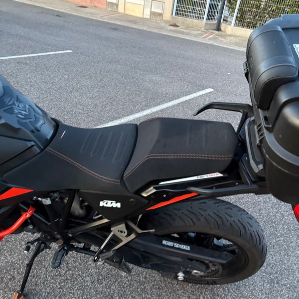 KTM ADVENTURE S