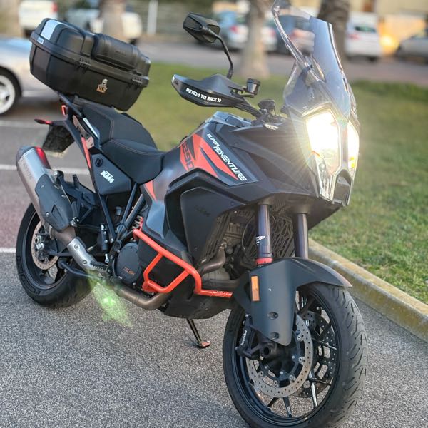 KTM ADVENTURE S