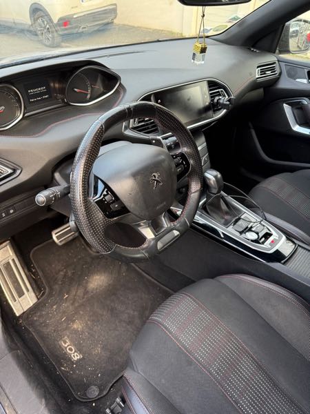 Peugeot 308 II (2) 1.6 BLUEHDI 120 S&amp;S GT LINE EAT6