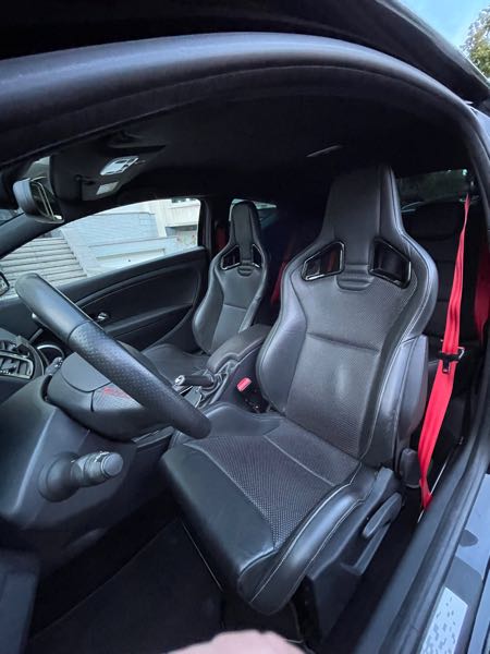 Renault Megane III (3) COUPE 2.0 T 275 RS S&amp;S EURO6