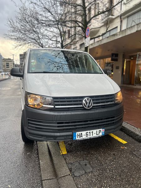 Volkswagen Caravelle VOLKSWAGEN T6 CARAVELLE 9 PLACES