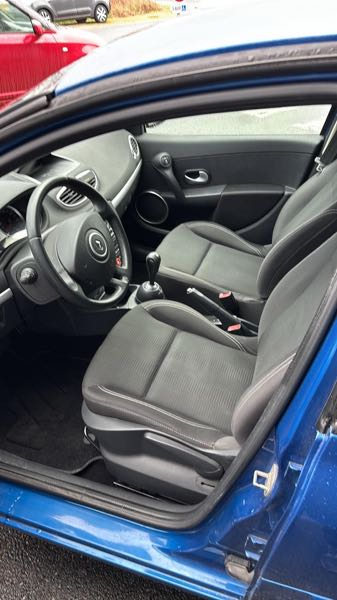 Renault Clio III 1.5 DCI 85 EXPRESSION QUICKSHIFT 5P