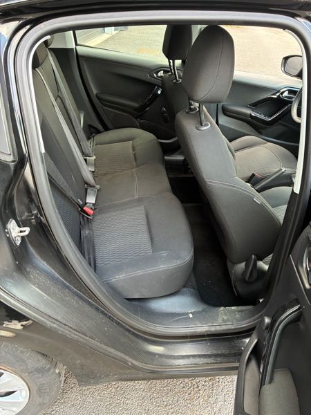 Peugeot 208 (2) 1.6 BLUEHDI 75 ACCESS 5P
