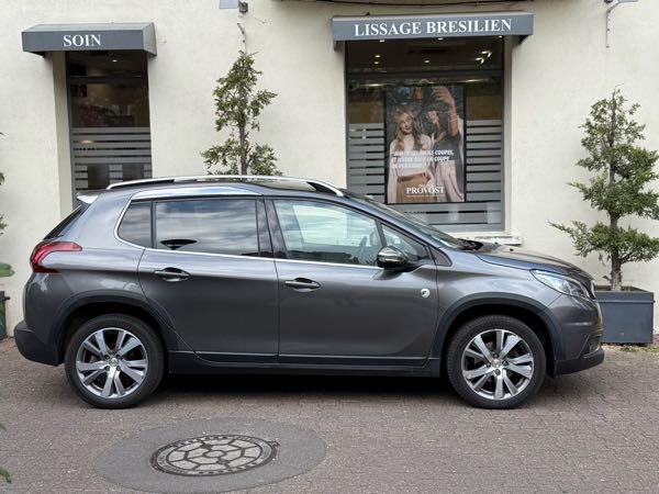 Peugeot 2008 (2) 1.2 PURETECH 110 S&amp;S ALLURE BUSINESS EAT6
