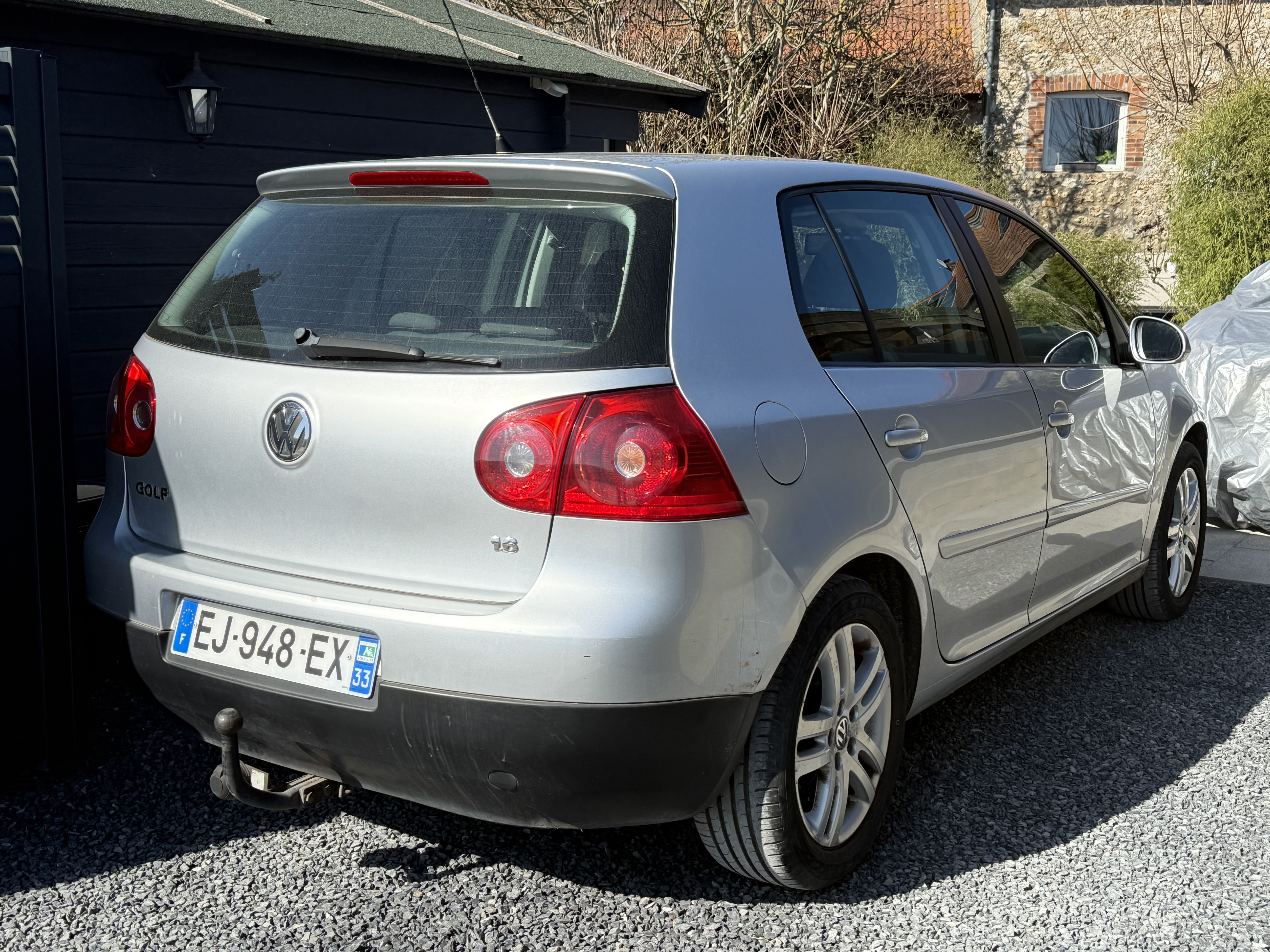 Volkswagen Golf V 1.6 102 CONFORTLINE 5P
