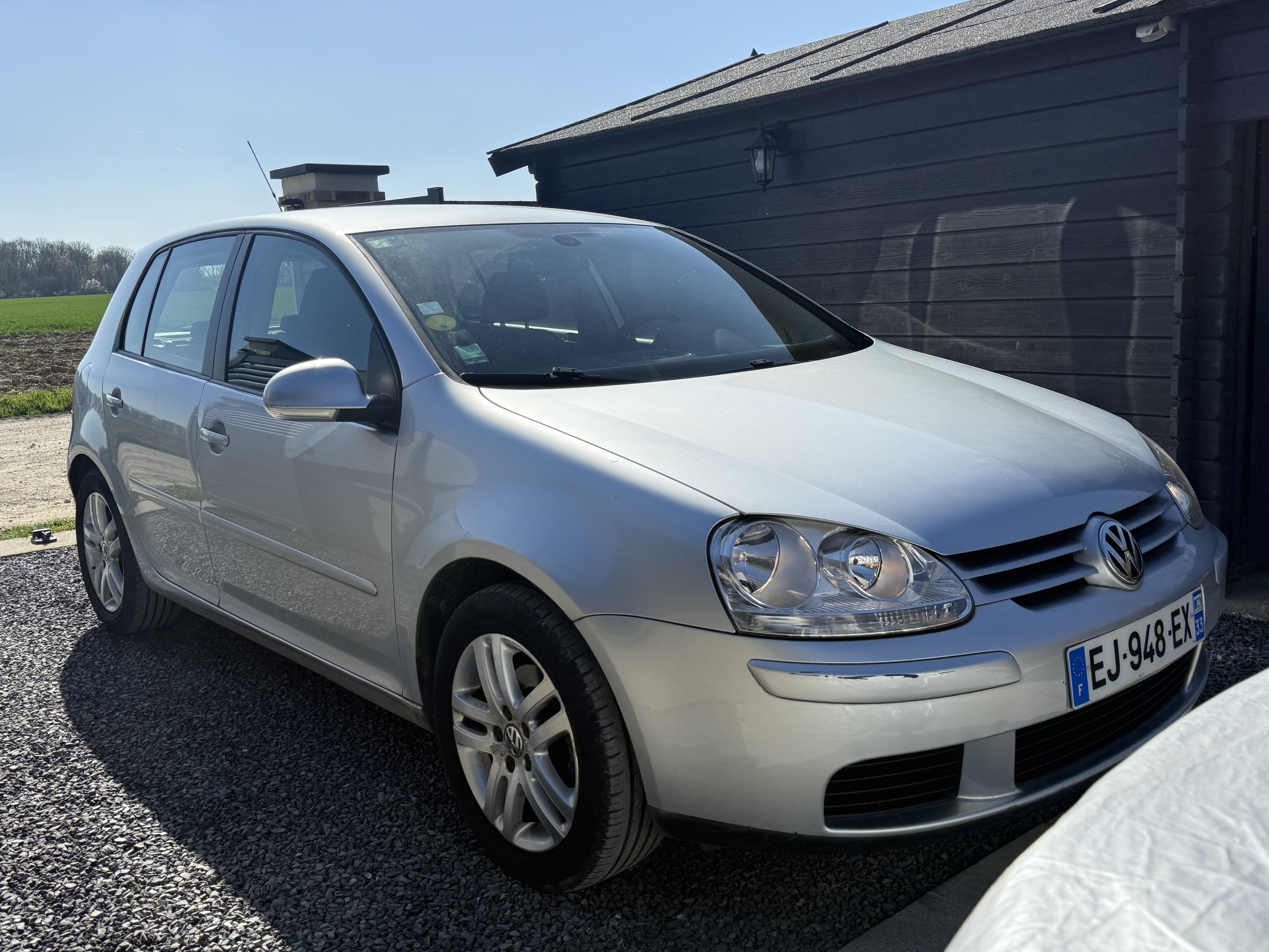 Volkswagen Golf V 1.6 102 CONFORTLINE 5P