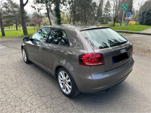Audi A3 Audi A3 1.6 TDI 105cv Business Line(état irréprochable)