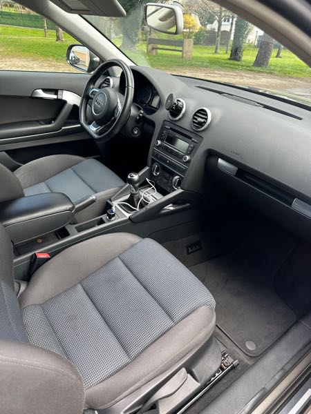 Audi A3 Audi A3 1.6 TDI 105cv Business Line(état irréprochable)