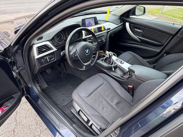 Bmw Serie 3 (F30) 318D 143 BUSINESS