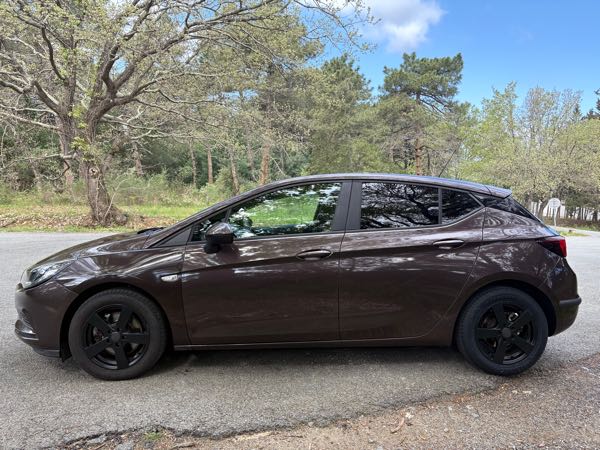 Opel Astra V 1.6 CDTI 110 EDITION