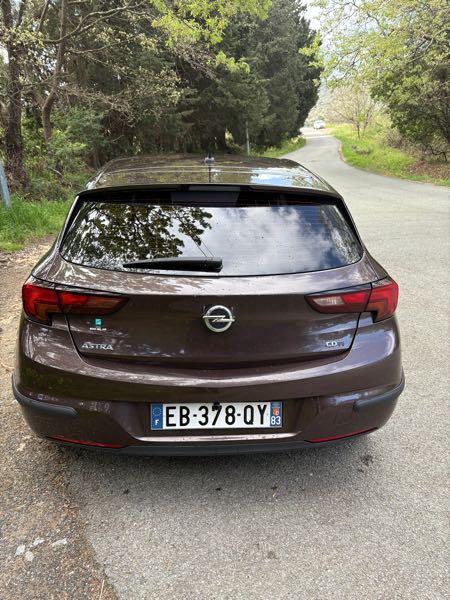 Opel Astra V 1.6 CDTI 110 EDITION