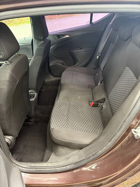 Opel Astra V 1.6 CDTI 110 EDITION