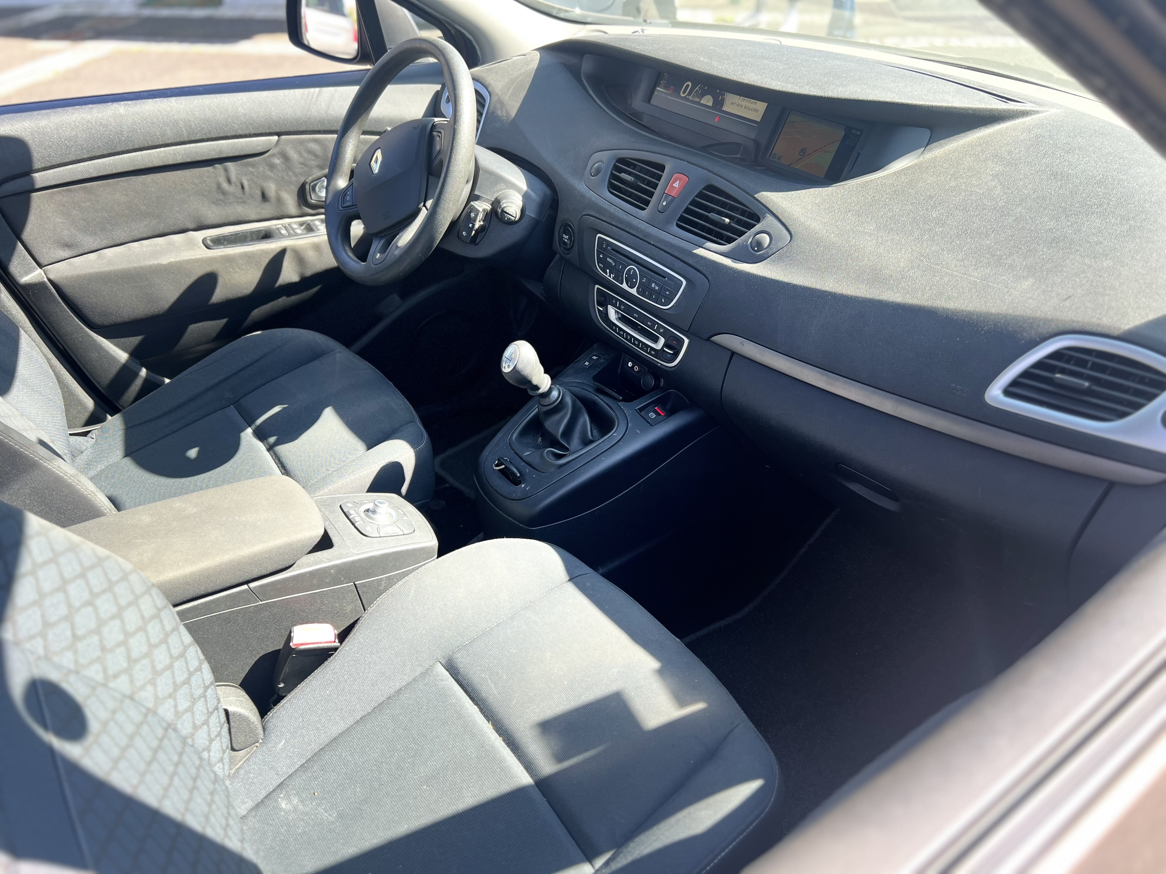 Renault Scenic III (3) XMOD 1.5 DCI 110 ENERGY BUSINESS ECO2