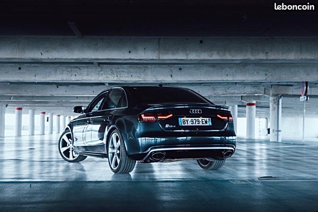 Audi S4 IV V6 3.0 FSI 330 QUATTRO
