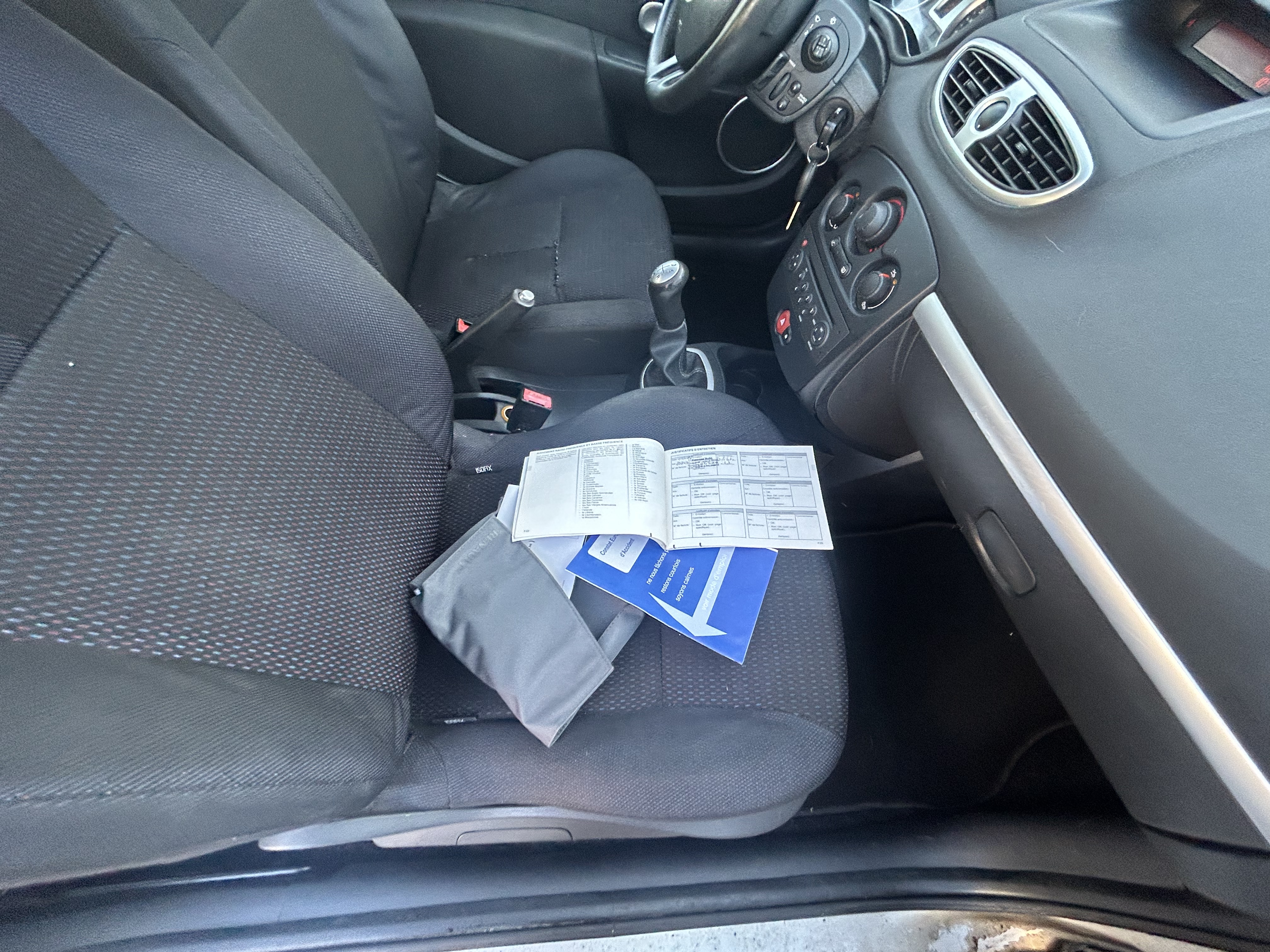 Renault Clio IV (2) 1.2 16V 75 LIMITED
