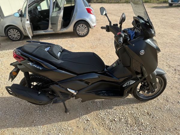 YAMAHA X-MAX TECH MAX