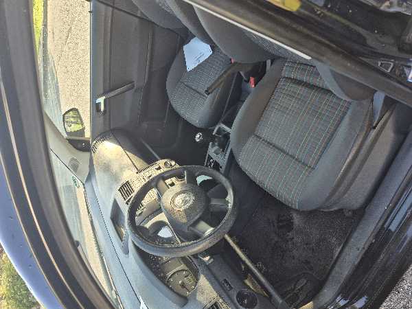Volkswagen Polo IV 1.2 65 WEMBLEY PLUS 5P