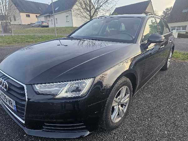 Audi A4 V (2) AVANT 35 TDI 150 S LINE S TRONIC