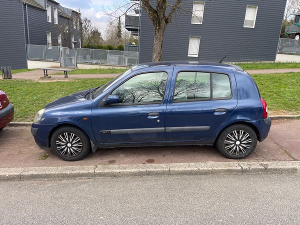 Renault Clio II (2) CAMPUS 1.5 DCI 65 5P
