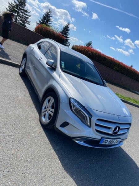 Mercedes-Benz Gla 200 CDI INTUITION BVA7