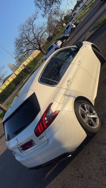 Peugeot 308 II (2) 1.5 BLUEHDI 130 S&S GT LINE